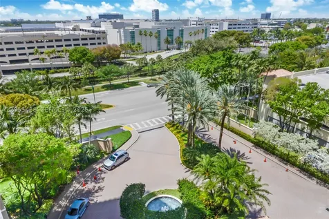 19501 W Country Club Drive Aventura FL 33180