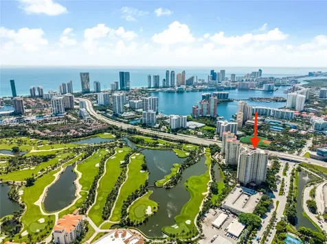 19501 W Country Club Drive Aventura FL 33180