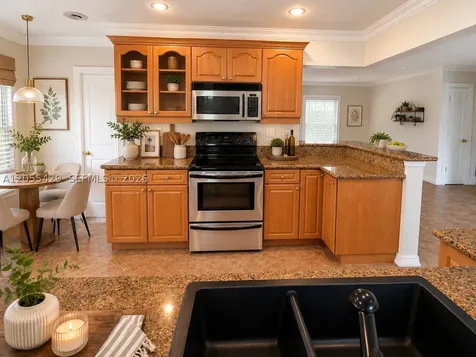 1911 NW 37th Street Oakland Park FL 33309