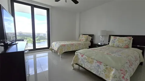 3731 N Country Club Drive Aventura FL 33180
