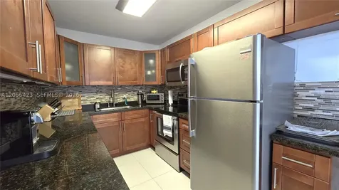 3731 N Country Club Drive Aventura FL 33180