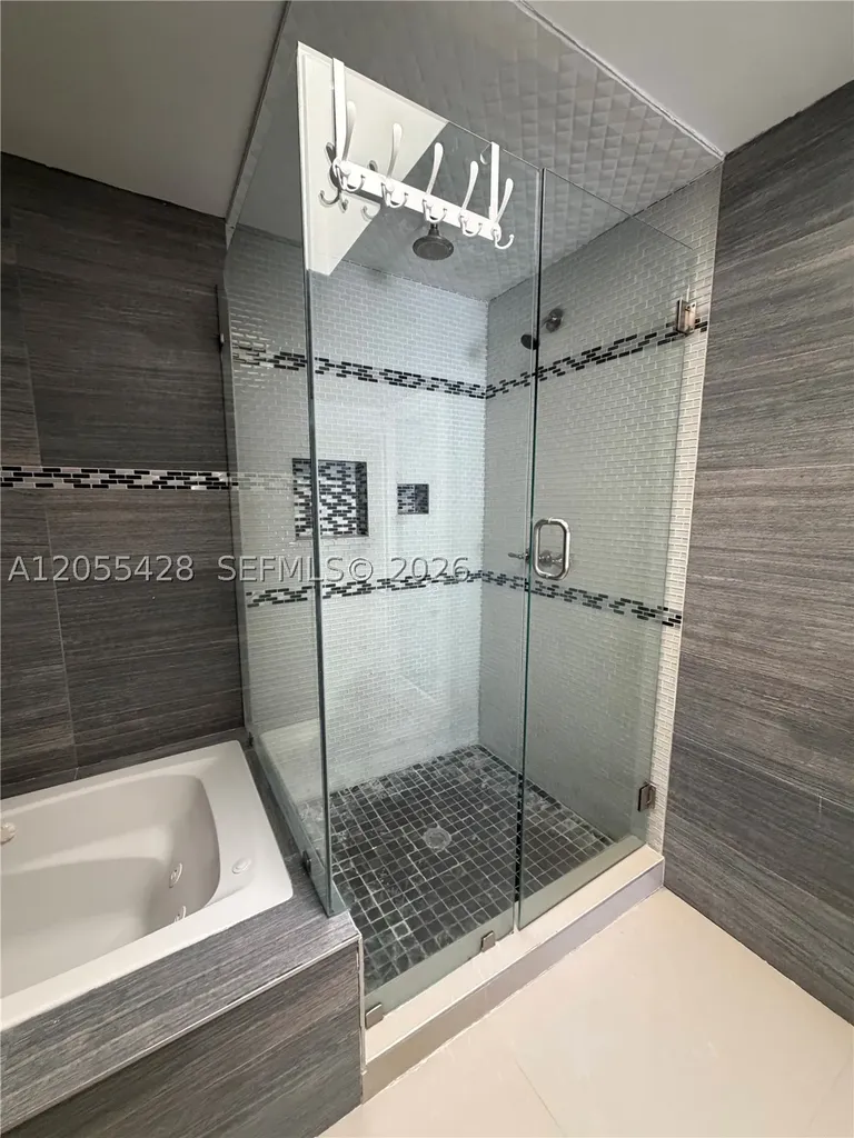313 Hendricks Isle Fort Lauderdale FL 33301