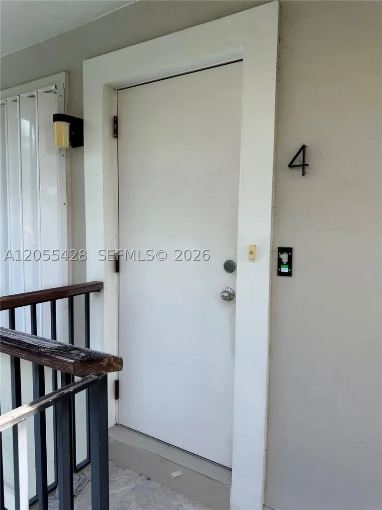 313 Hendricks Isle Fort Lauderdale FL 33301