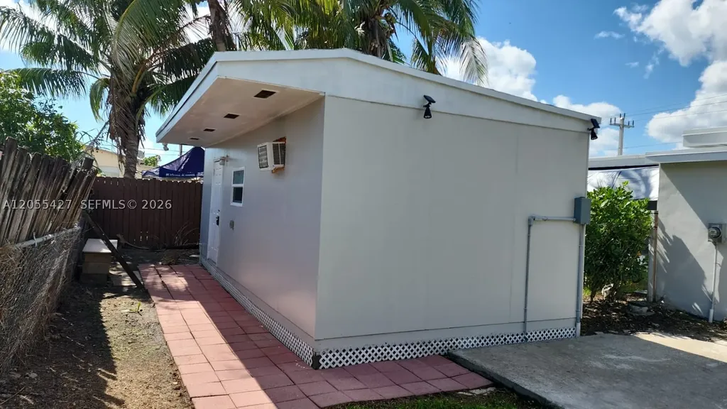 3533 SW 91st Avenue Miami FL 33165