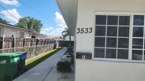 3533 SW 91st Avenue Miami FL 33165
