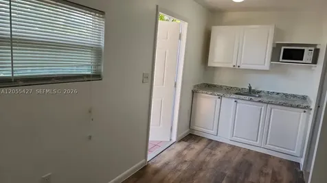 3533 SW 91st Avenue Miami FL 33165