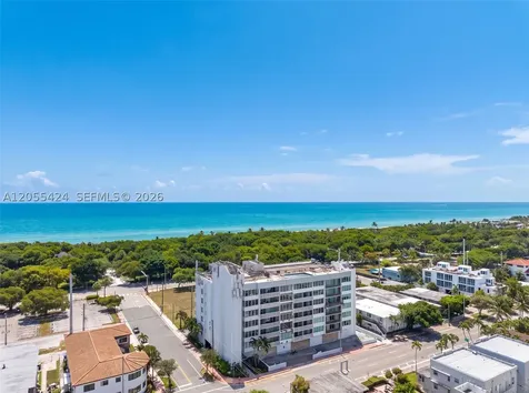 8233 Harding Avenue Miami Beach FL 33141