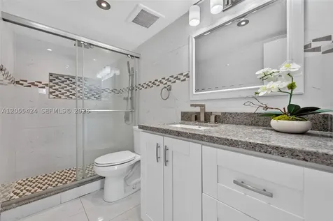 8233 Harding Avenue Miami Beach FL 33141