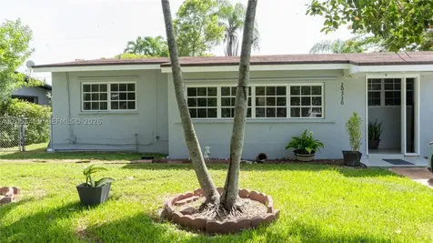 20530 Eagle Nest Road Cutler Bay FL 33189