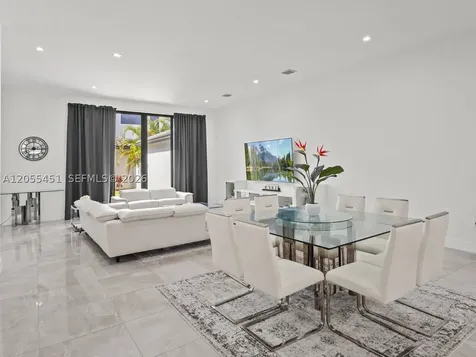 8143 NW 47th Terrace Doral FL 33166
