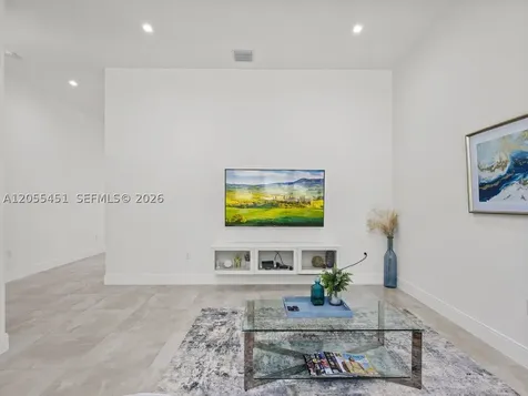 8143 NW 47th Terrace Doral FL 33166