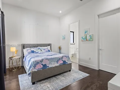 8143 NW 47th Terrace Doral FL 33166