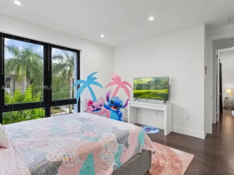 8143 NW 47th Terrace Doral FL 33166