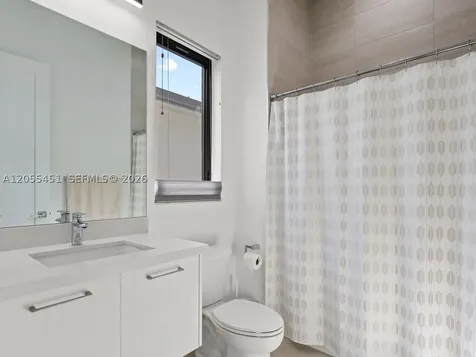 8143 NW 47th Terrace Doral FL 33166