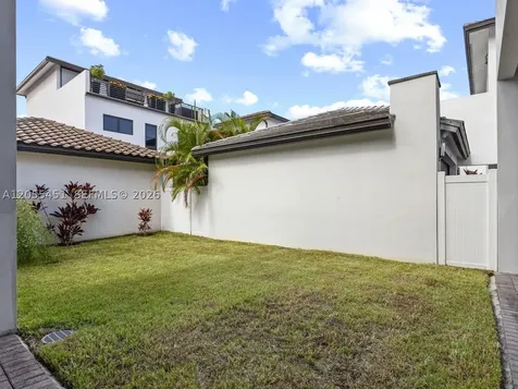 8143 NW 47th Terrace Doral FL 33166