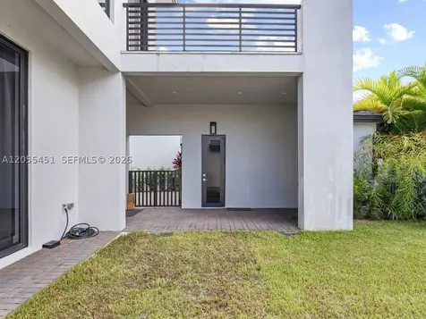 8143 NW 47th Terrace Doral FL 33166