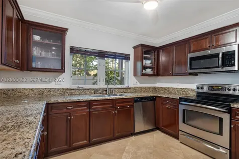 11054 SW 79th Path Miami FL 33156