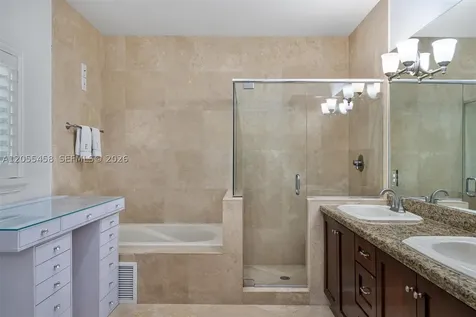 11054 SW 79th Path Miami FL 33156