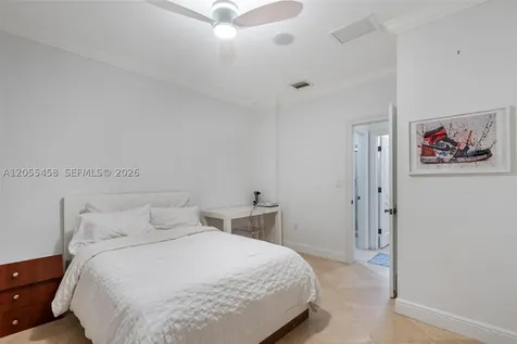 11054 SW 79th Path Miami FL 33156