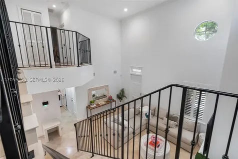 11054 SW 79th Path Miami FL 33156