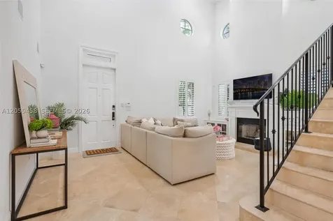 11054 SW 79th Path Miami FL 33156