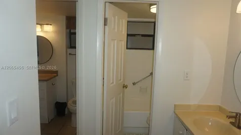 1100 Colony Point Circle Pembroke Pines FL 33026