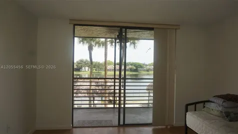 1100 Colony Point Circle Pembroke Pines FL 33026