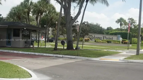 1100 Colony Point Circle Pembroke Pines FL 33026