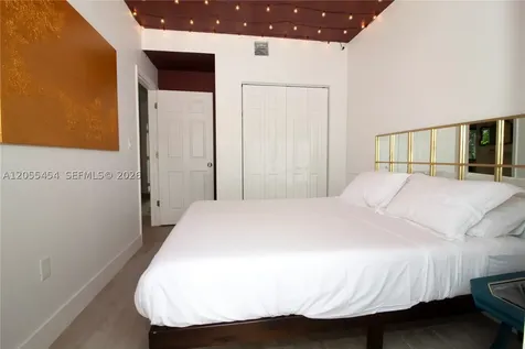 427 NW 34th Street Miami FL 33127