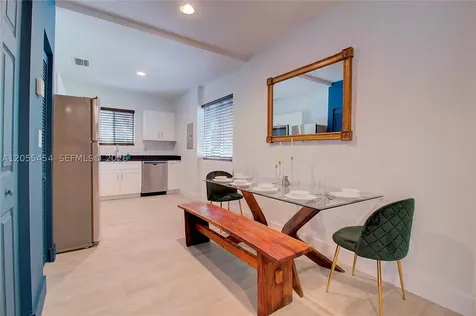 427 NW 34th Street Miami FL 33127
