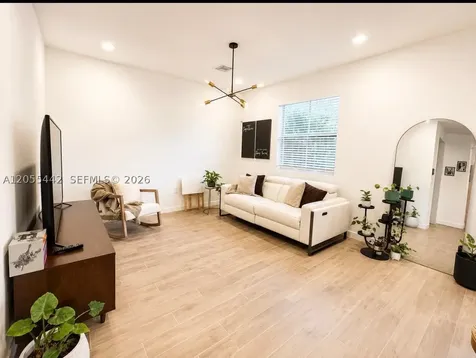 1680 SE 8th Avenue Homestead FL 33034