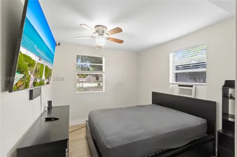 6109 SW 40th Court Miramar FL 33023