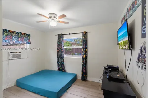 6109 SW 40th Court Miramar FL 33023