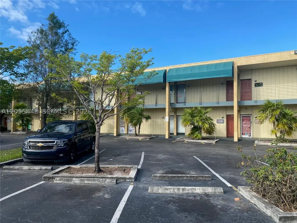 2331 N State Road 7 Lauderhill FL 33313