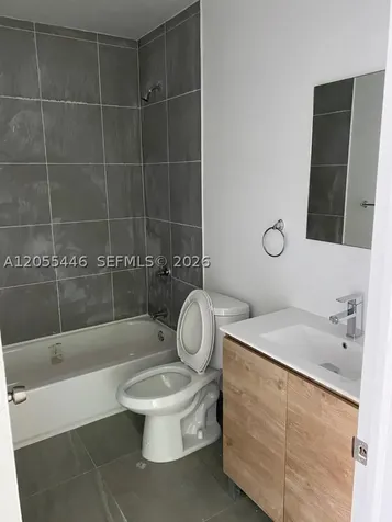 4023 SW 19th Street West Park FL 33023
