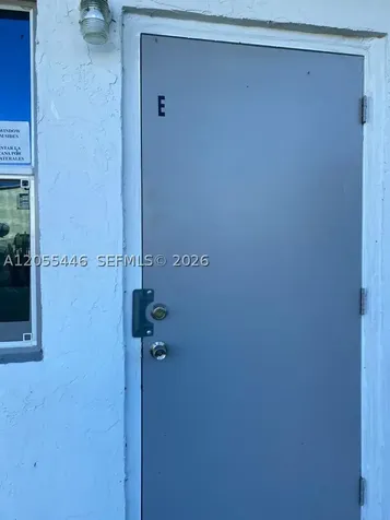 4023 SW 19th Street West Park FL 33023
