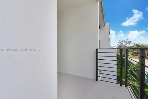 4413 NW 9 Street Plantation FL 33317