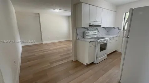 805 W 30th Street Hialeah FL 33012