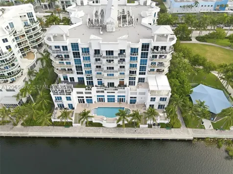 Aventura FL 33180