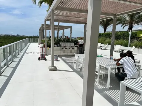 2411 Lagna Circle North Miami FL 33181