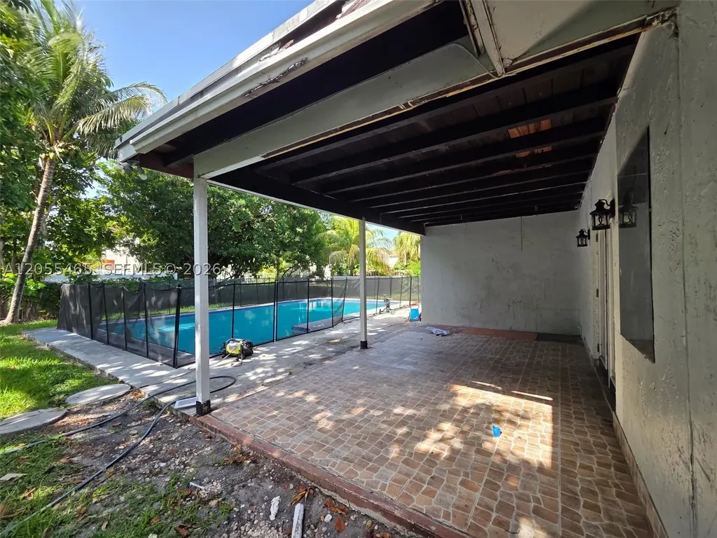 8227 NW 39th Street Coral Springs FL 33065