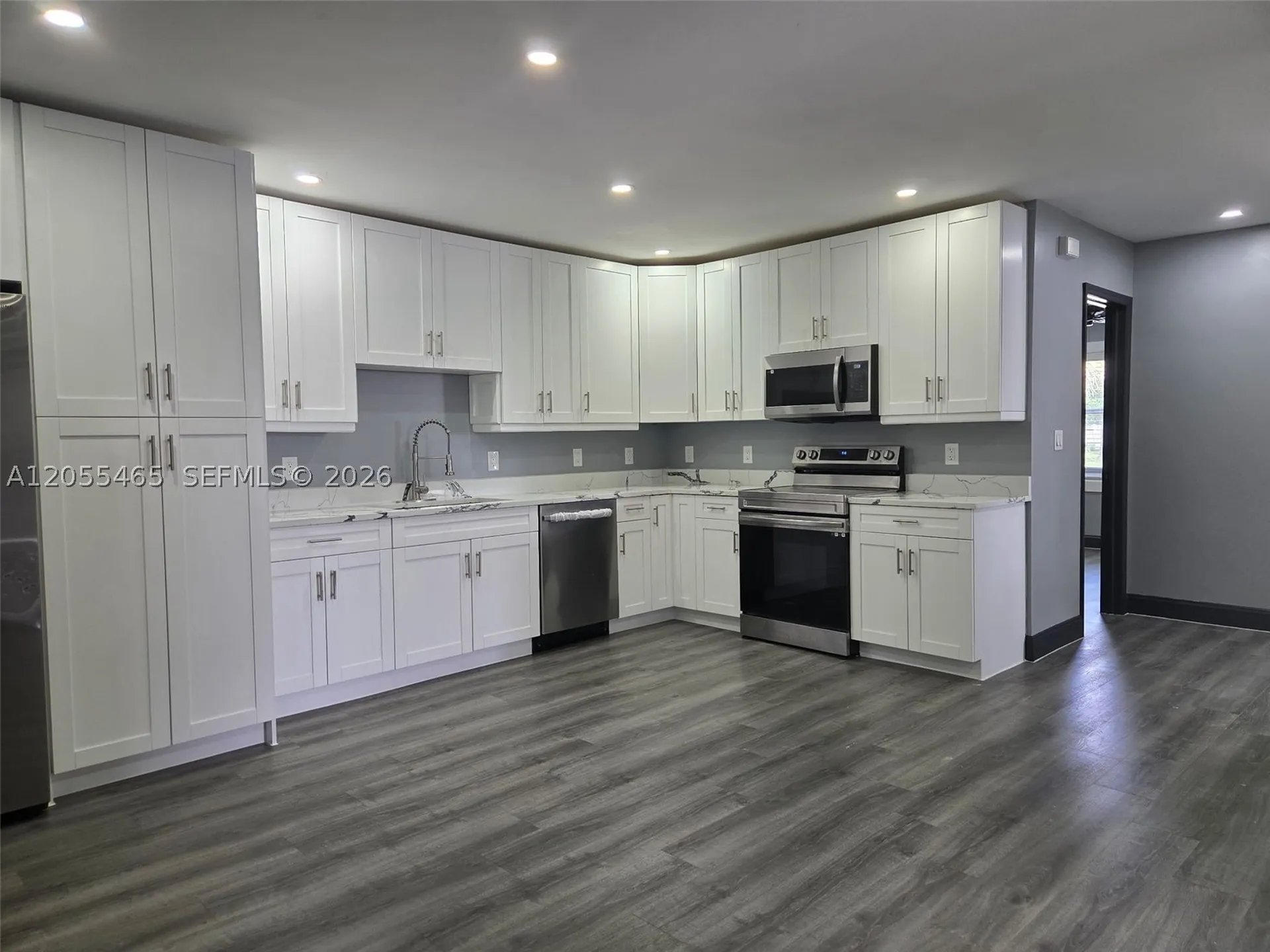 8227 NW 39th Street Coral Springs FL 33065