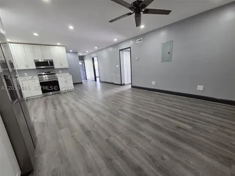 8227 NW 39th Street Coral Springs FL 33065