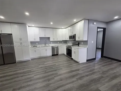 8227 NW 39th Street Coral Springs FL 33065