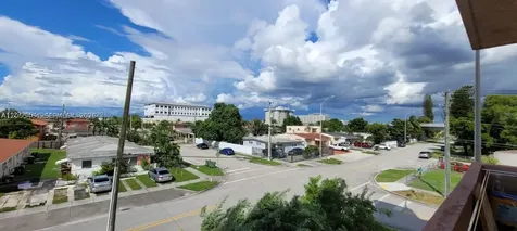 Hialeah FL 33013