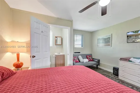 1069 Marina Moore Haven FL 33471