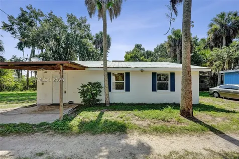 1069 Marina Moore Haven FL 33471