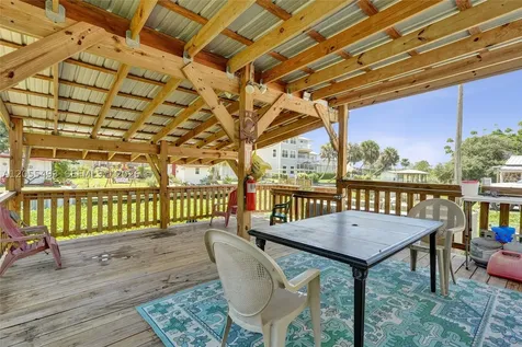 1069 Marina Moore Haven FL 33471