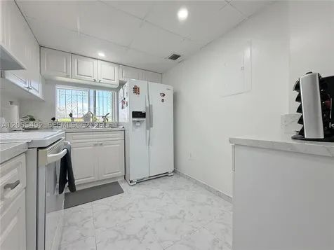 9410 W Flagler Street Miami FL 33174