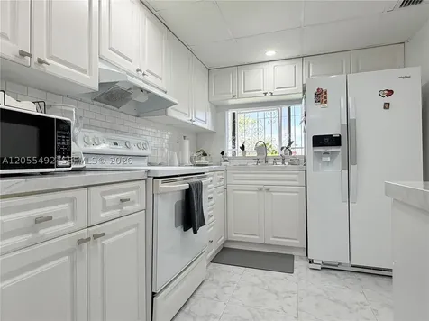 9410 W Flagler Street Miami FL 33174